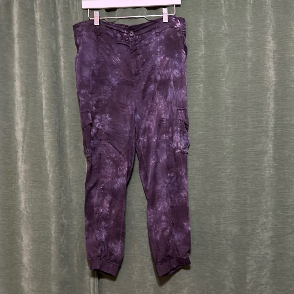 Cloth and Stone Anthropologie Purple Cargo Pants with Tie-Dye Effect